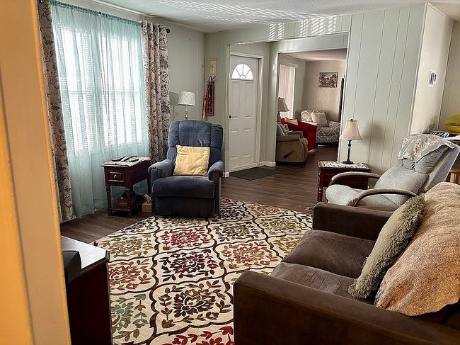 Image of 15402 Lakeshore Villa Rd Unit 227