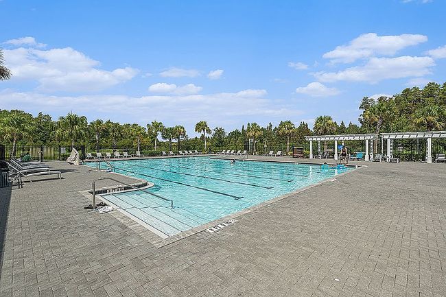 Image of 1398 Crescent Hoop Way
