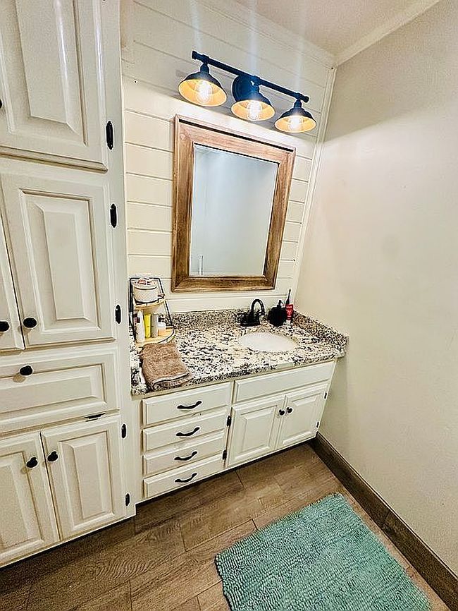 Preview of property located at 703 County Road 235