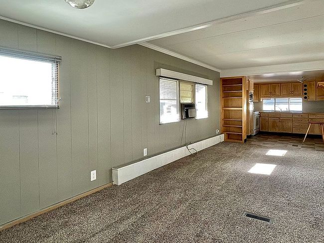 Image of 3410 N Pacific Hwy Space 23