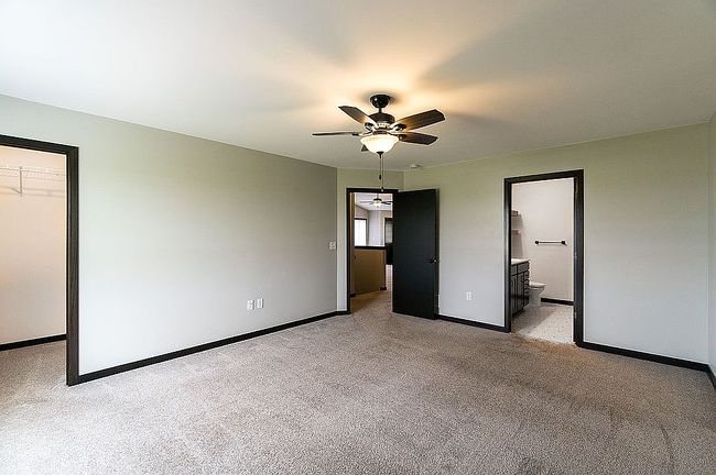 Photo of 4422 Calder Dr, Marion, IA