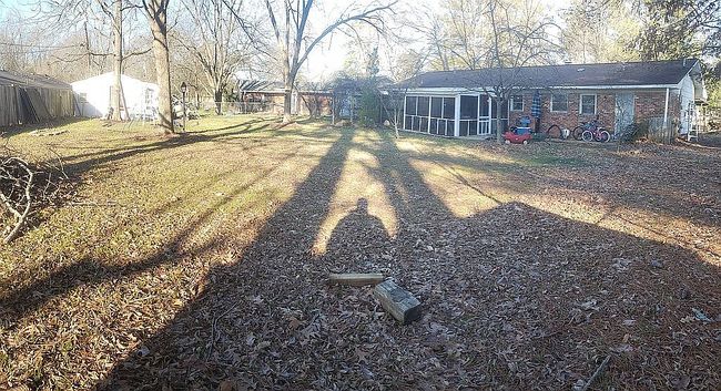 Image of 2201 Maple Dr