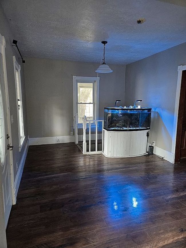 Photo of 210 S 3rd St, Jefferson, SD