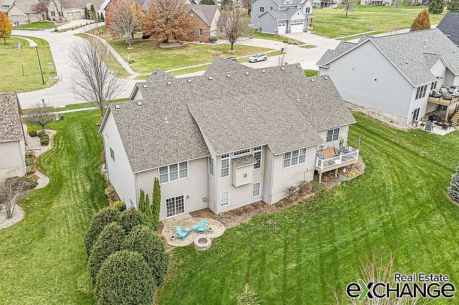 Photo of 11 Cobblestone Ln, Le Claire, IA