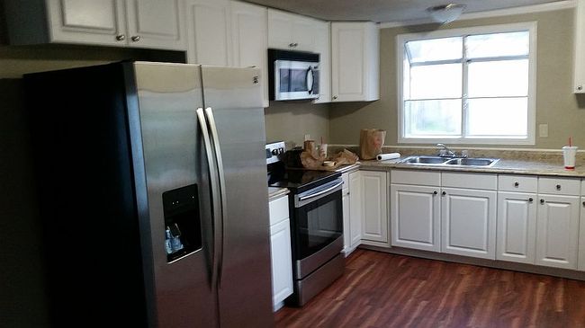 Image of 13784 Lake Blvd