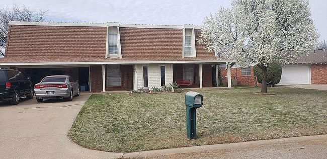 Photo of 728 Stadium Dr