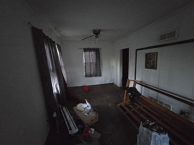 Image of 8413 Olive St