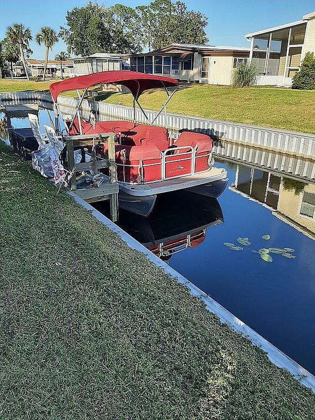 Photo of 138 W Sterling Way, Leesburg, FL