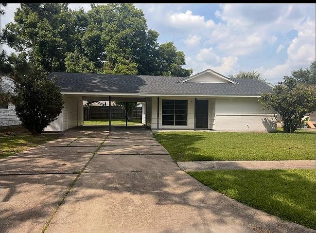 204 34th St, Nederland, TX