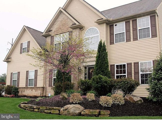 Photo of 6528 Carmel Dr, Macungie, PA