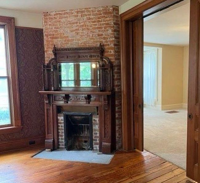 Photo of 131 Sw Clay St, Topeka, KS