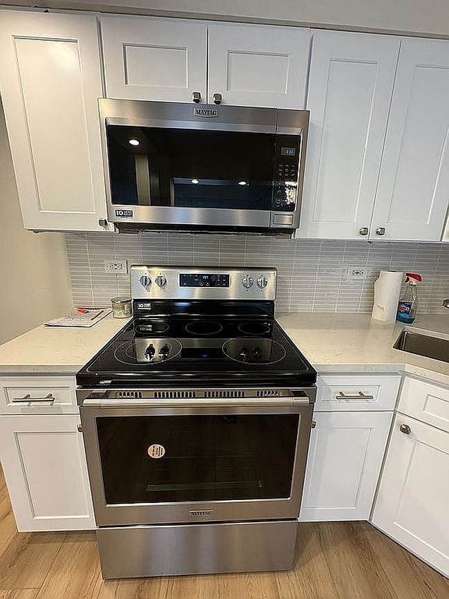 Photo of 2325 N Neva Ave Unit 311, Chicago, IL