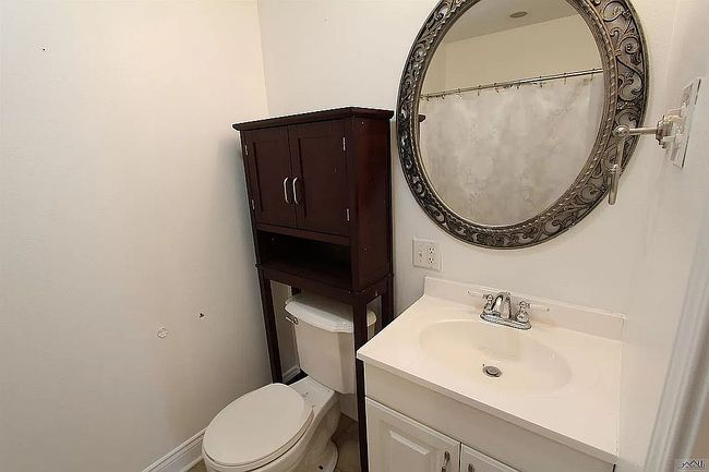 Image of 110 Chenet Ave