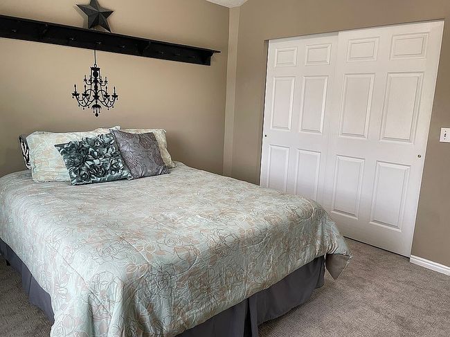 Photo of 2223 W Williamsburg Cir, West Jordan, UT