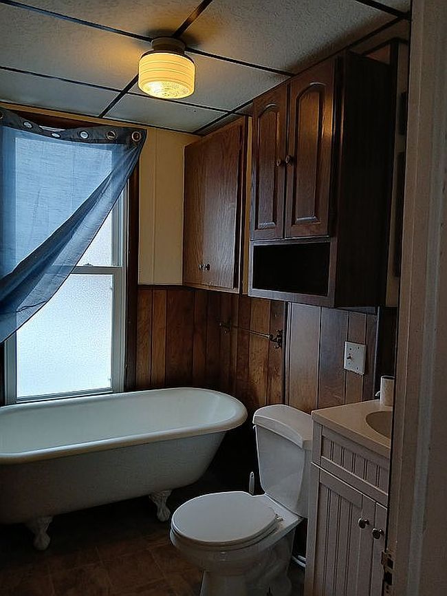 Image of 410 High St
