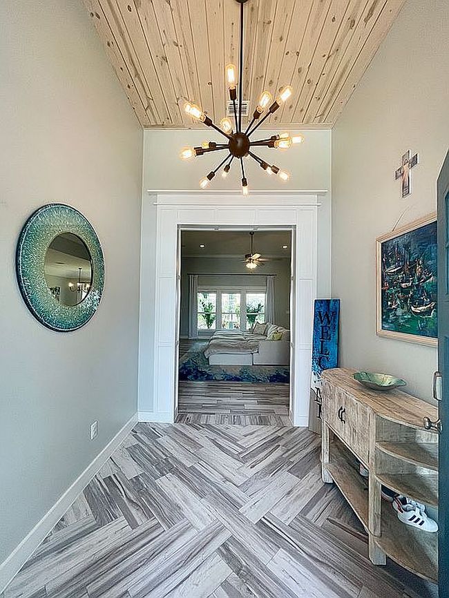 Preview of property located at 15438 Escapade St