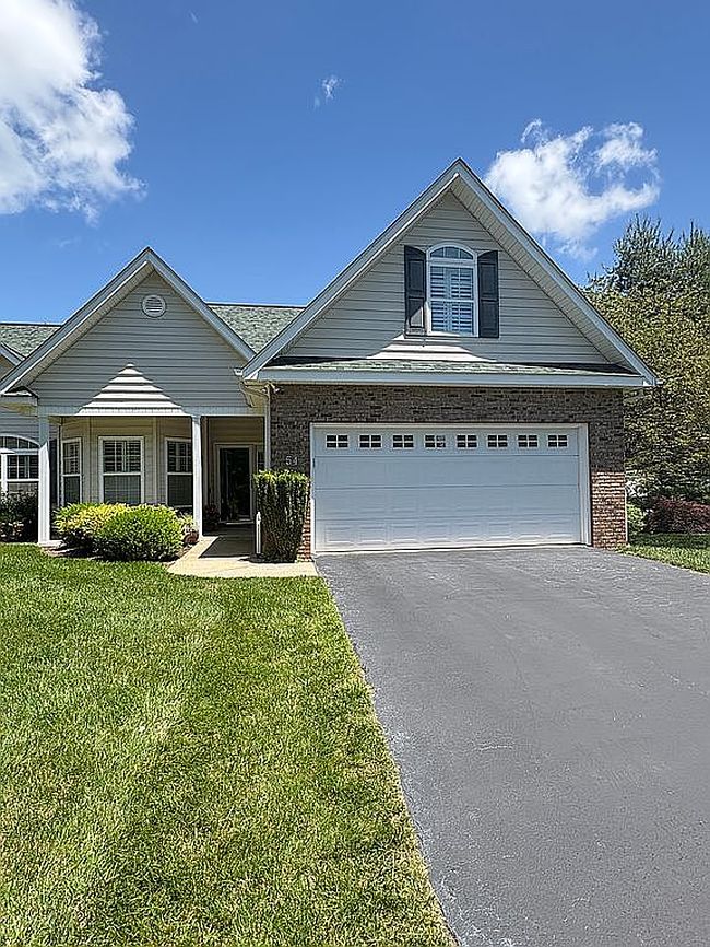 Preview of property located at 54 Victoria Park Dr