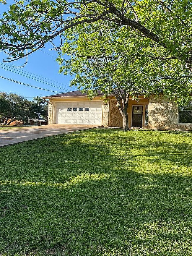 Image of 407 3rd St