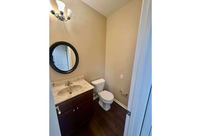 Additional photo 3 of property located at 2613 Leytonstone Dr # 377