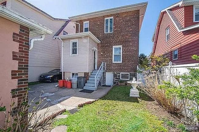 Image of 710 Hillside Ave