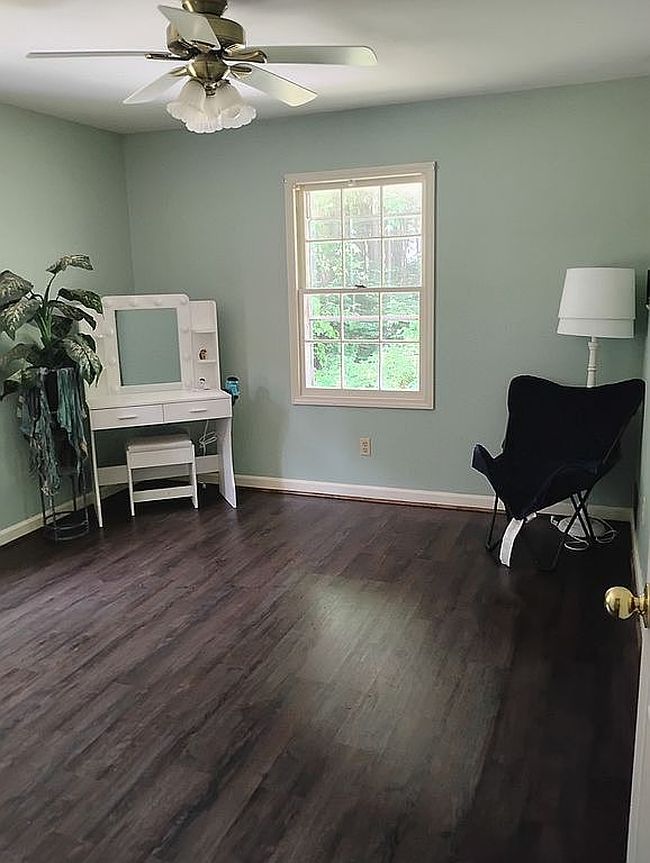 Image of 7653 Hart Rd