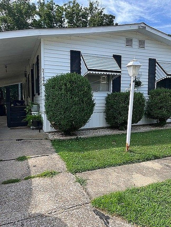 Photo of 21490 Lakeview Estates Dr, Warrenton, MO