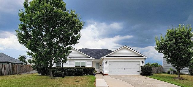 Photo of 202 Latham Dr, Warner Robins, GA