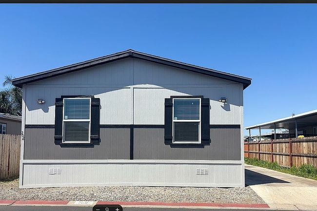 Image of 1097 N State St Space 206
