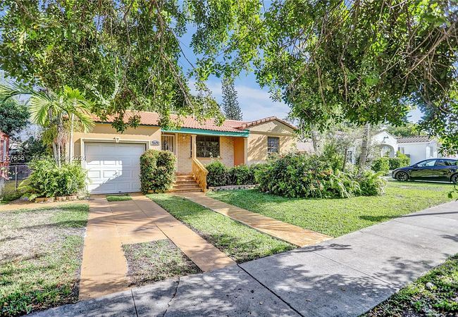 Additional photo 2 of property located at 2601 Sw 26th Ln