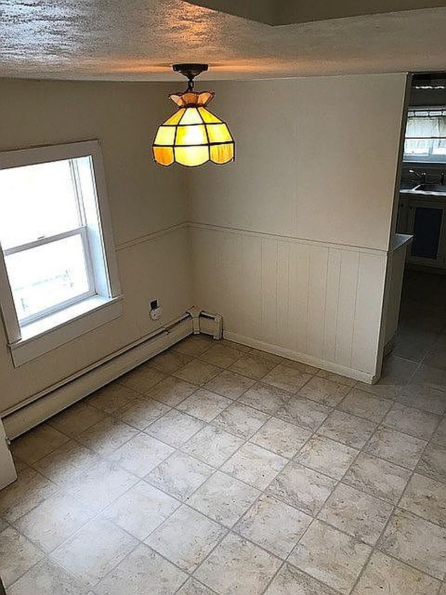 Image of 174 Syracuse Ave