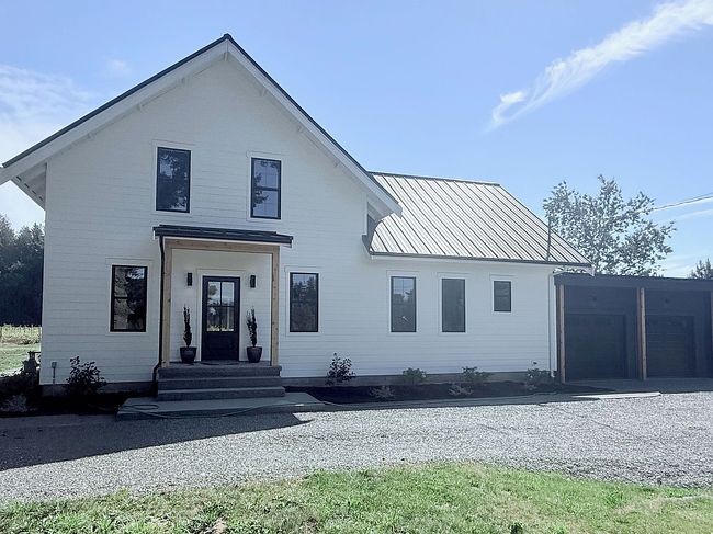 Photo of 893 Loomis Trail Rd