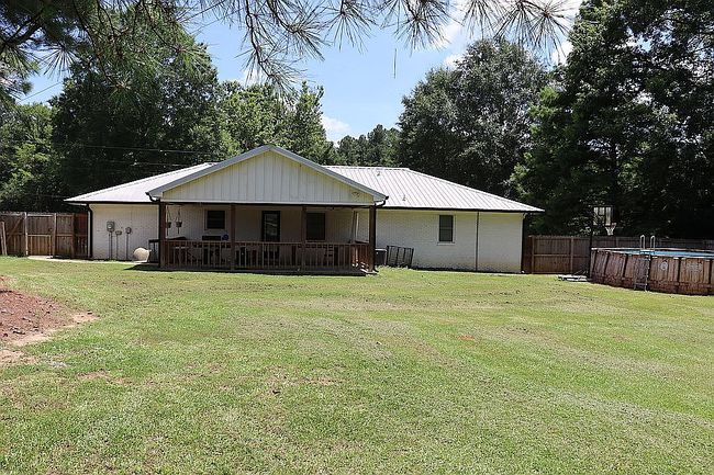 Photo of 11 Pearrow Dr, Caledonia, MS