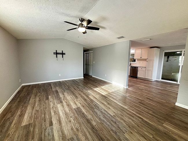 Photo of 6325 Pridgen St, Panama City, FL