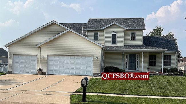 Photo of 1208 W Maple St, Eldridge, IA