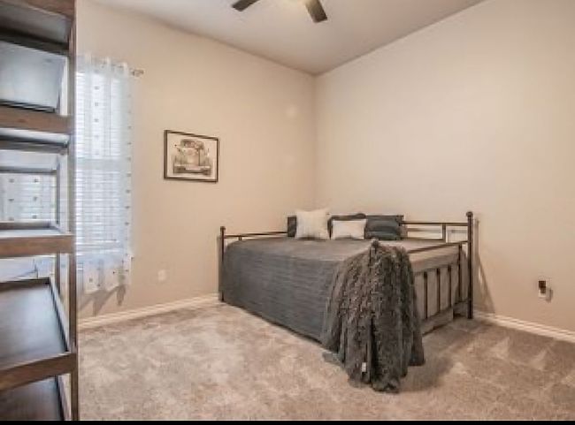 Photo of 12109 Sw 49th St, Mustang, OK
