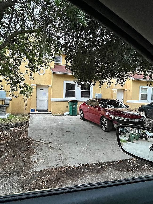 Photo of 1633 Sunrise Blvd #1633, Homestead, FL