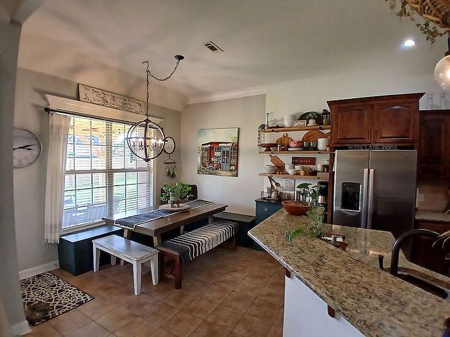Photo of 700 Sw Sterling Pl, Bentonville, AR