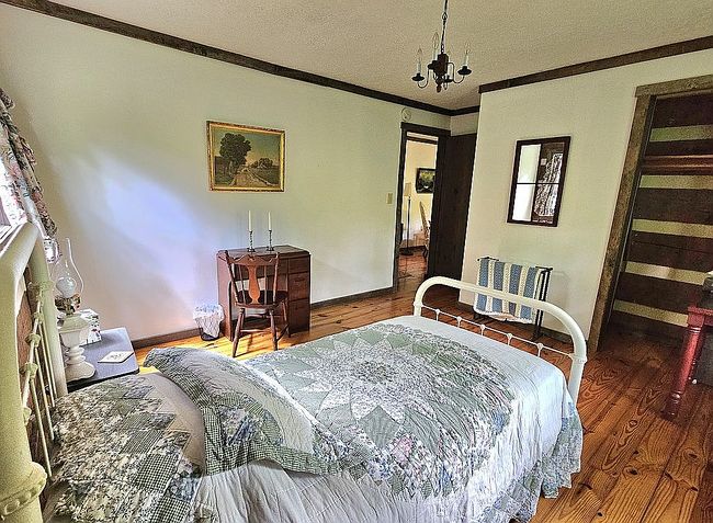 Photo of 344 Hook Hill Rd, Luray, VA