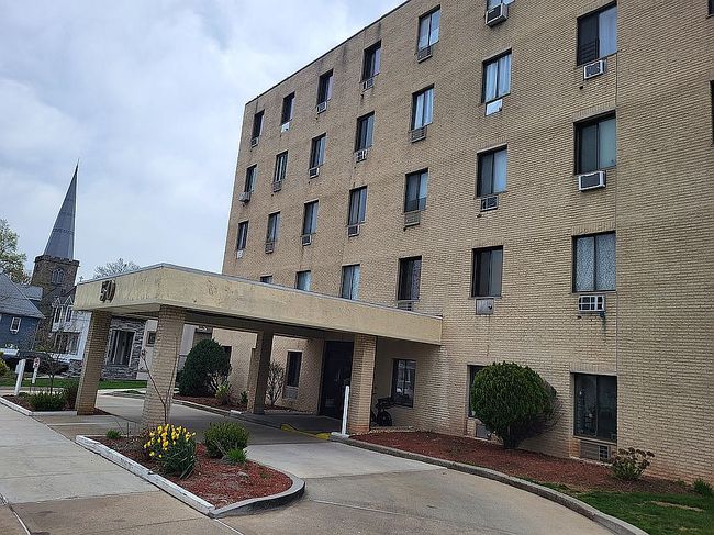 Image of 50 Belair Rd #1E