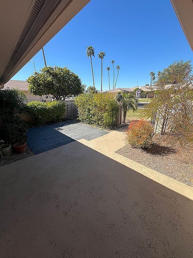 Photo of 10404 W Tropicana Cir S, Sun City, AZ