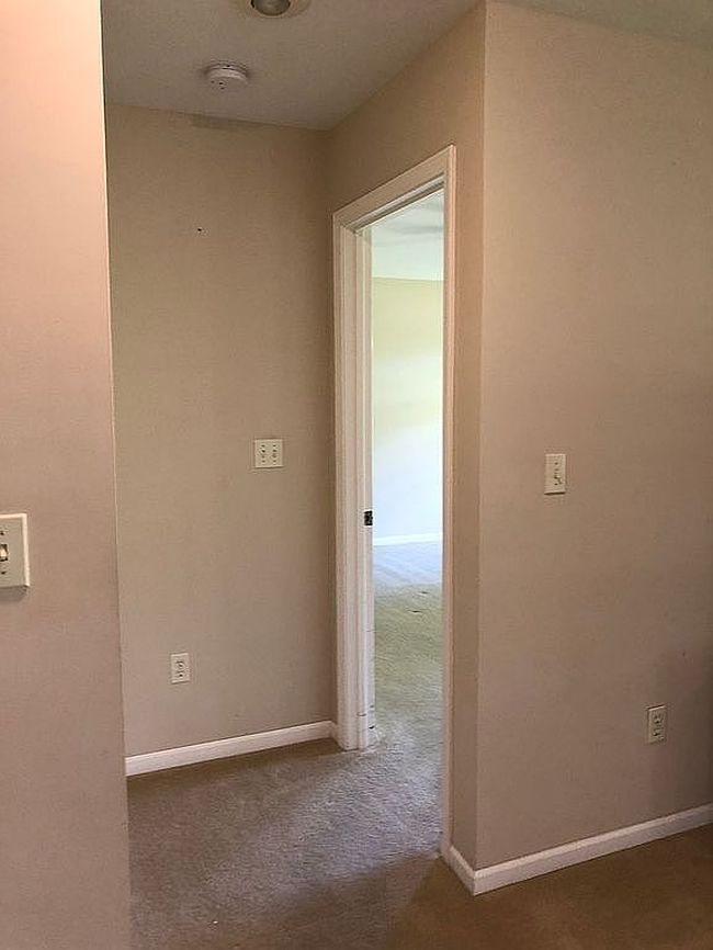 Image of 3905 Ivanhoe Blvd