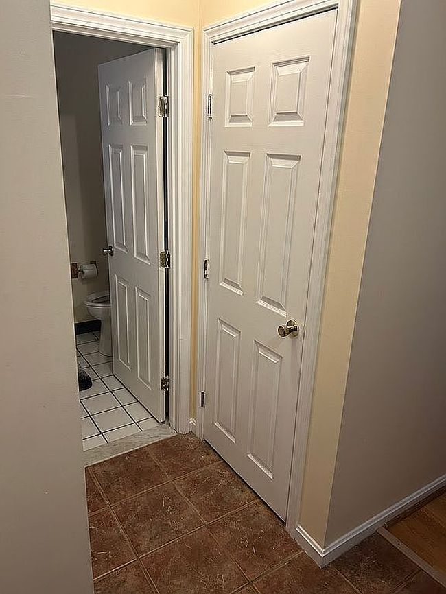 Photo of 4 Smithfield Rd Apt 17, North Providence, RI