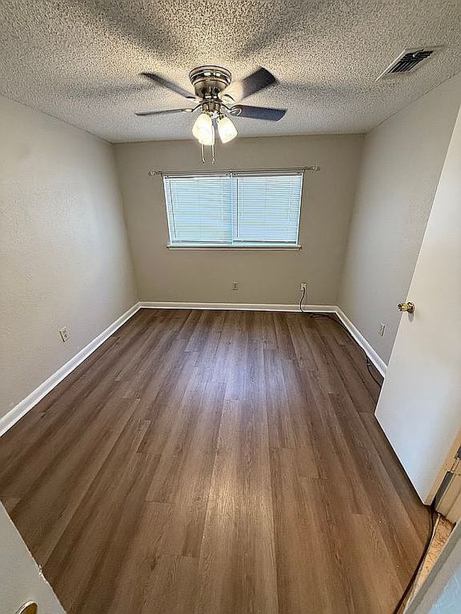 Photo of 4371 Crossbow Rd, Jacksonville, FL