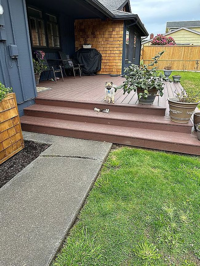 Photo of 490 4th St Sw, Bandon, OR