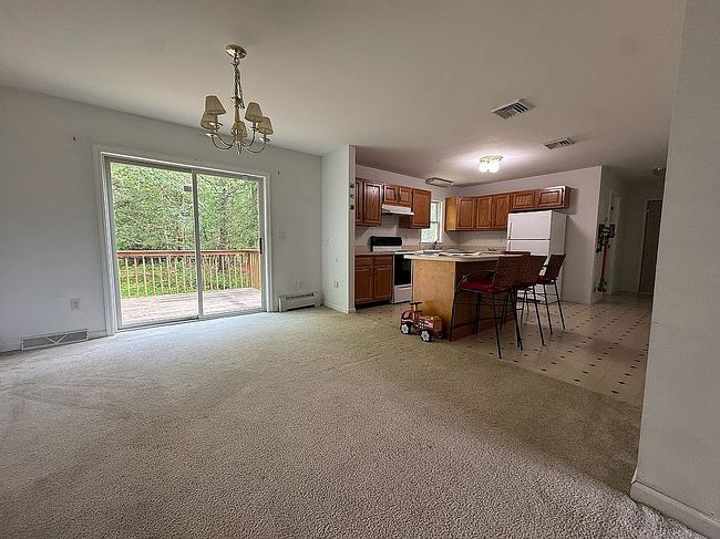 Photo of 37 Rip Van Winkle Dr, Athens, NY