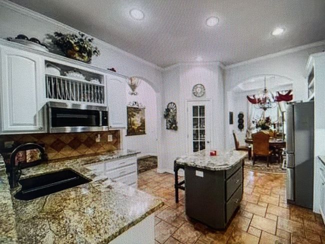 Additional photo 1 of property located at 19820 E Fox Run Cir