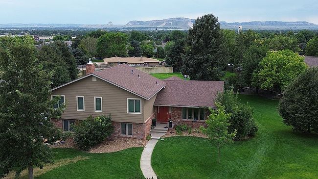 Photo of 1114 Larkspur Ct, Scottsbluff, NE