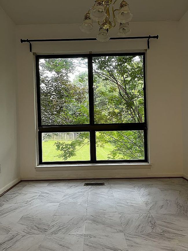Photo of 7100 Ora Glen Ct, Greenbelt, MD