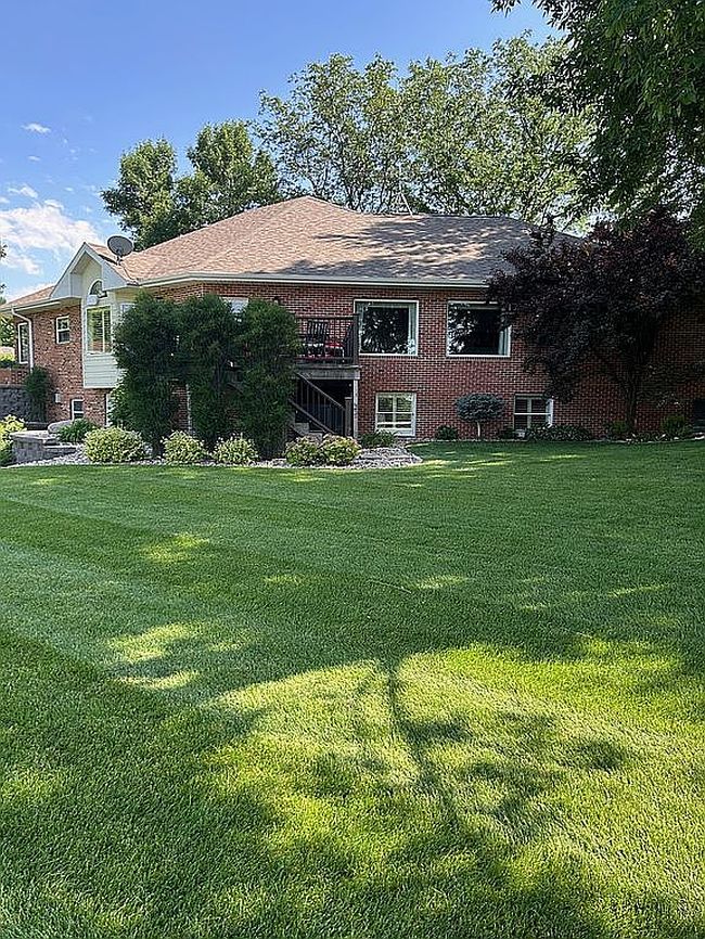 Photo of 110 W Ken Miller Cir, Hartington, NE