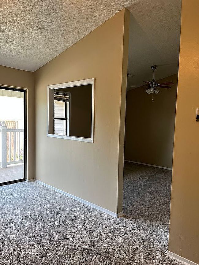Photo of 6611 Willow Pointe Dr Nw Apt C, Huntsville, AL